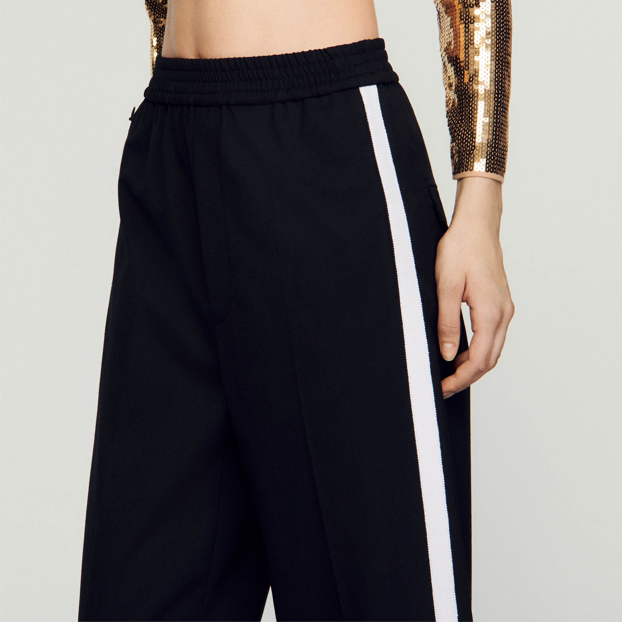 PANTS WITH SIDE STRIPES - 4