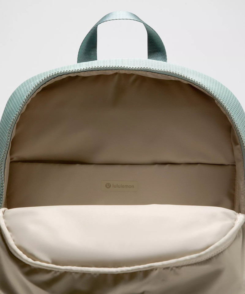 Everywhere Backpack 22L *Knit Mesh 5