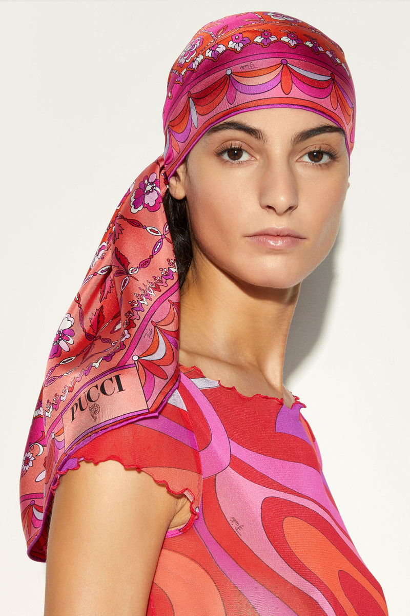 PUCCI MIXED PRINT SILK LOSANGE outlook