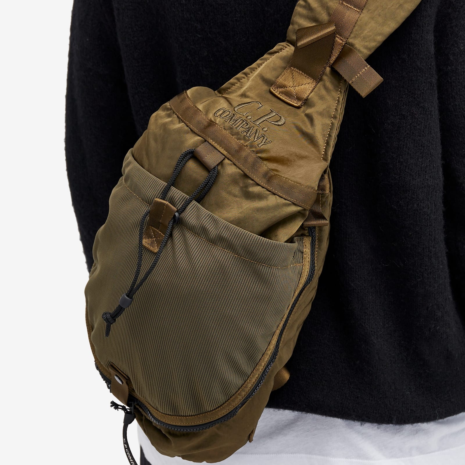 【CP COMPANY】 24FW Nylon B Crossbody Bag Walnut C.P. Company C.P. Company Nylon B Crossbody Bag