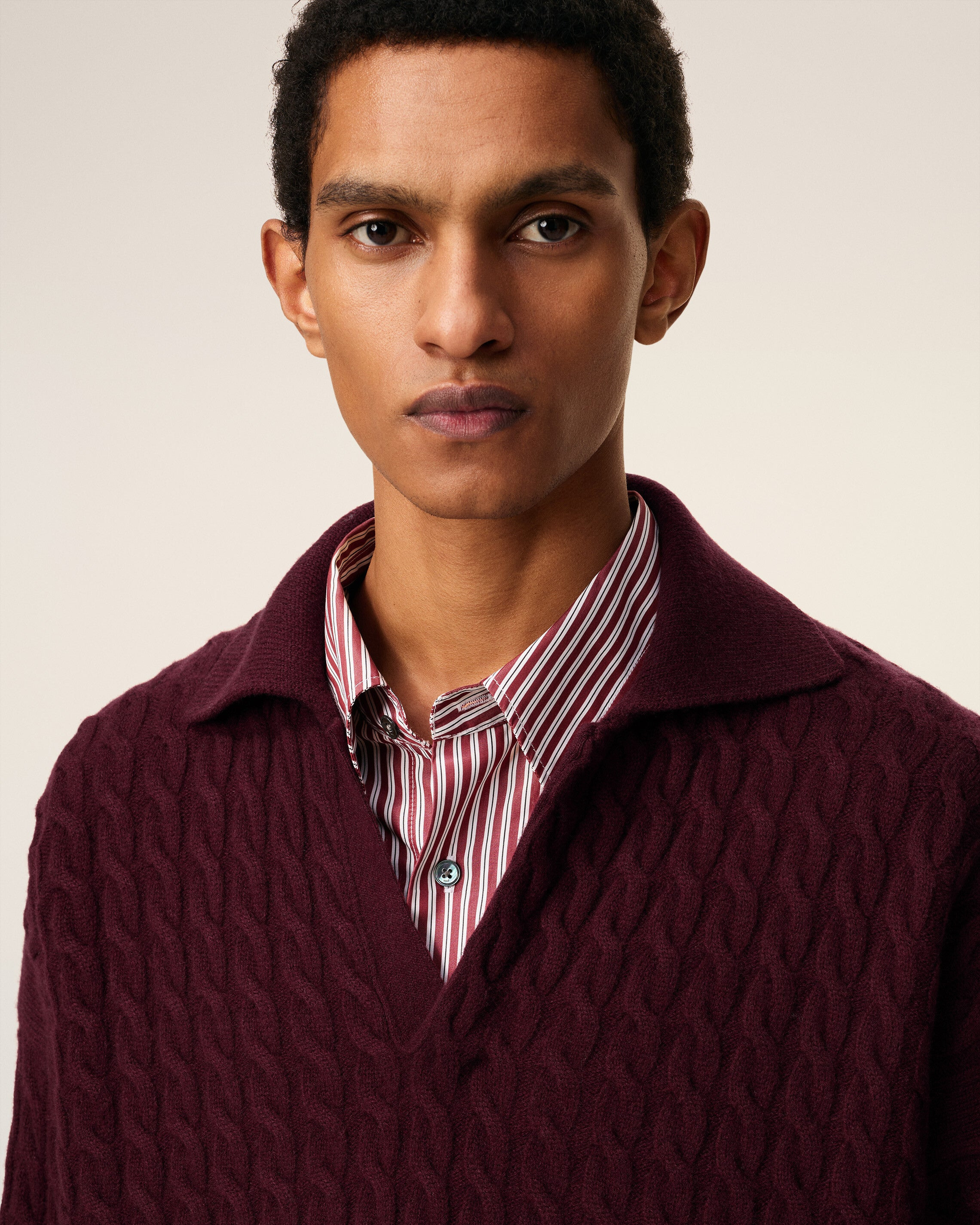 BURGUNDY WOOL CABLES KNIT POLO - 4