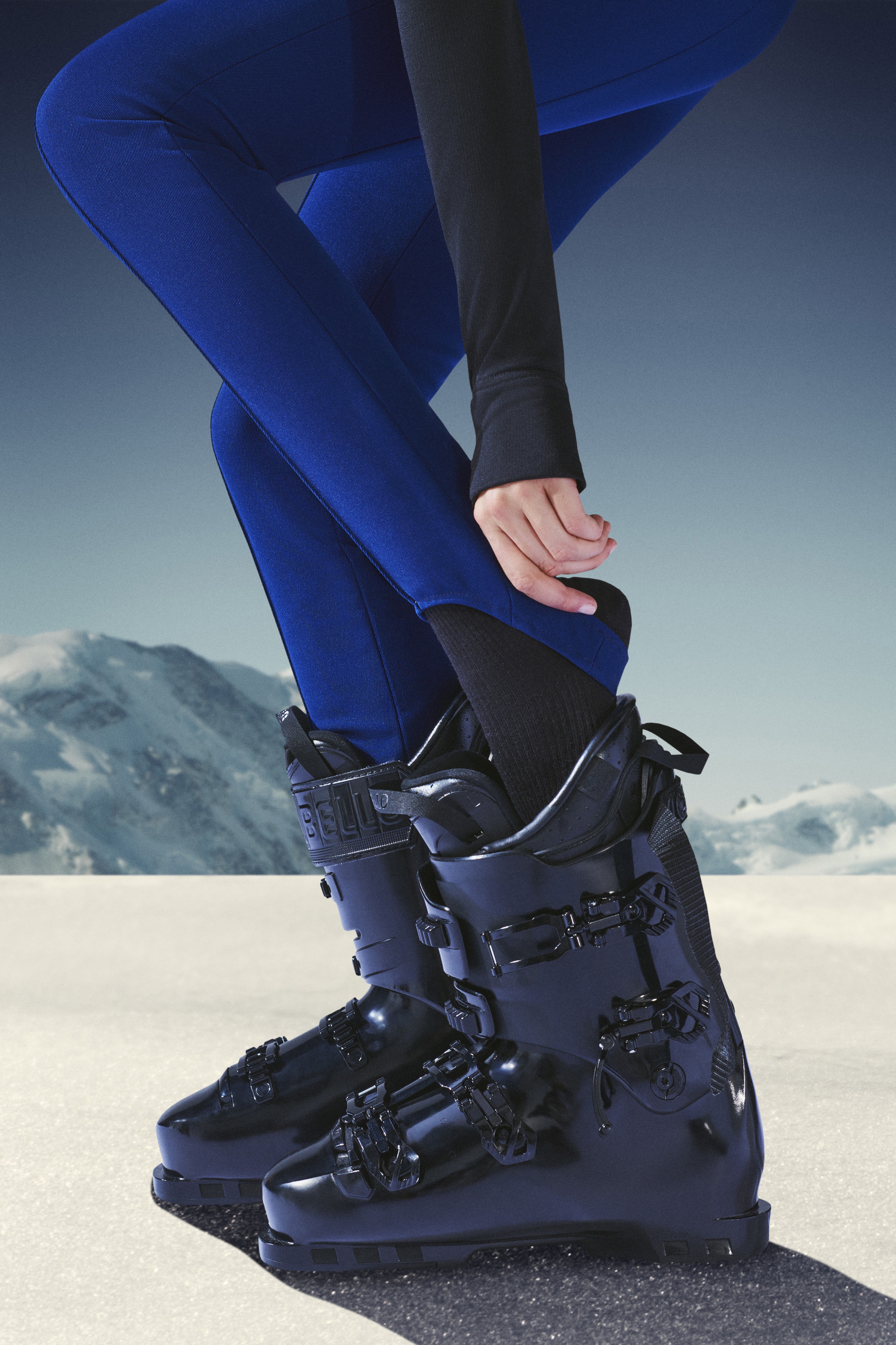 High-Waist Pants - 7