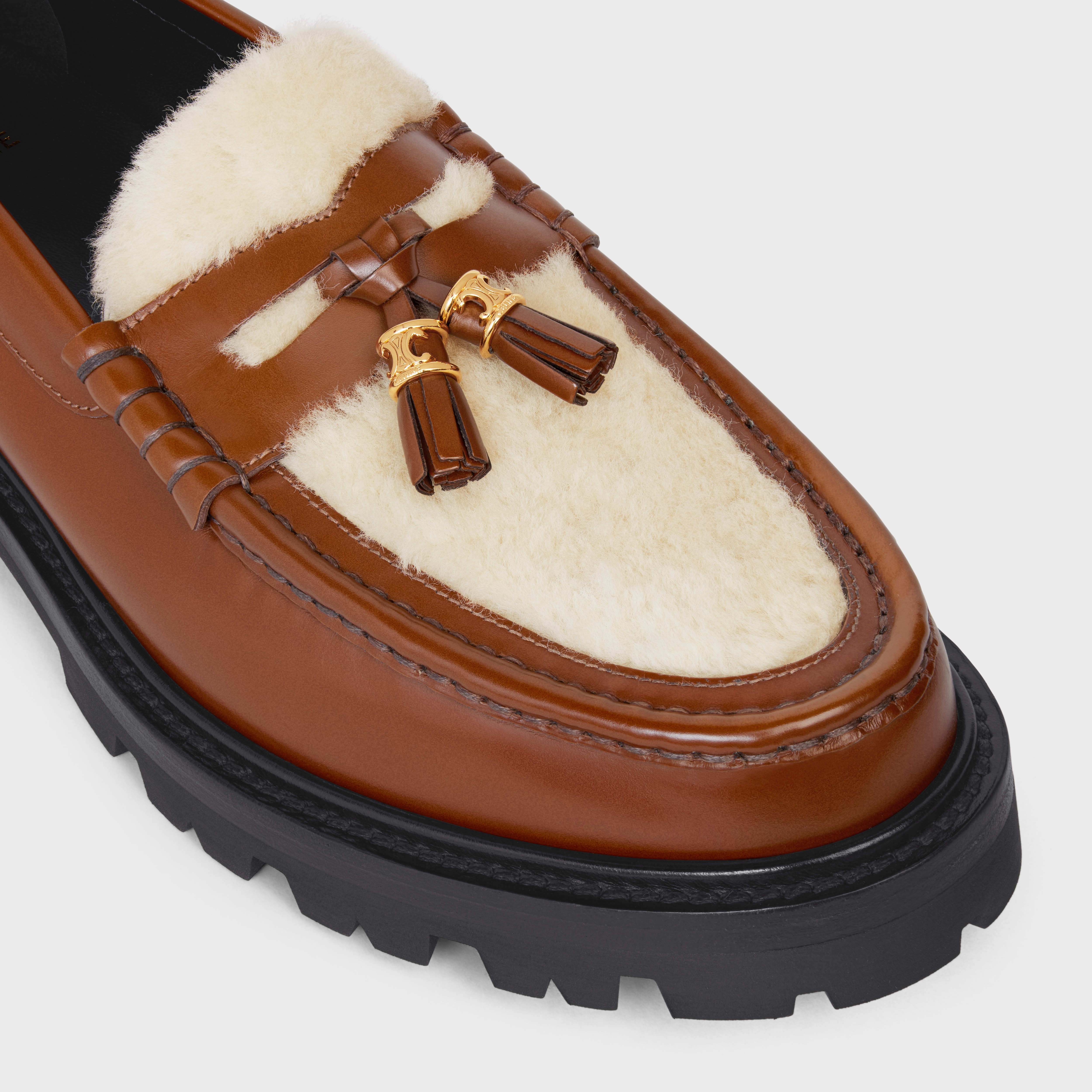 CELINE MARGARET LOAFER WITH TASSELS in POLISHED BULL & SHEARLING - 4