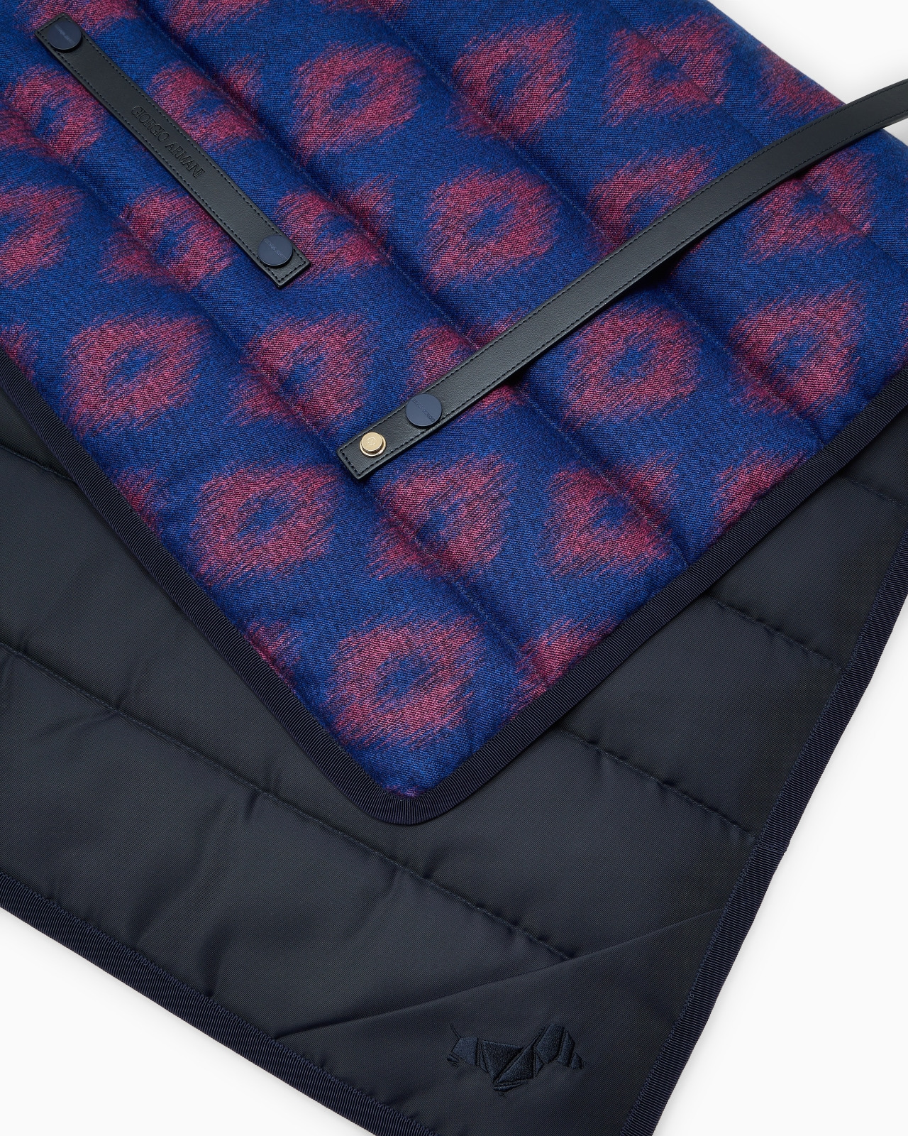 Poldo X Giorgio Armani Travel mat in Ikat jacquard flannel - 4