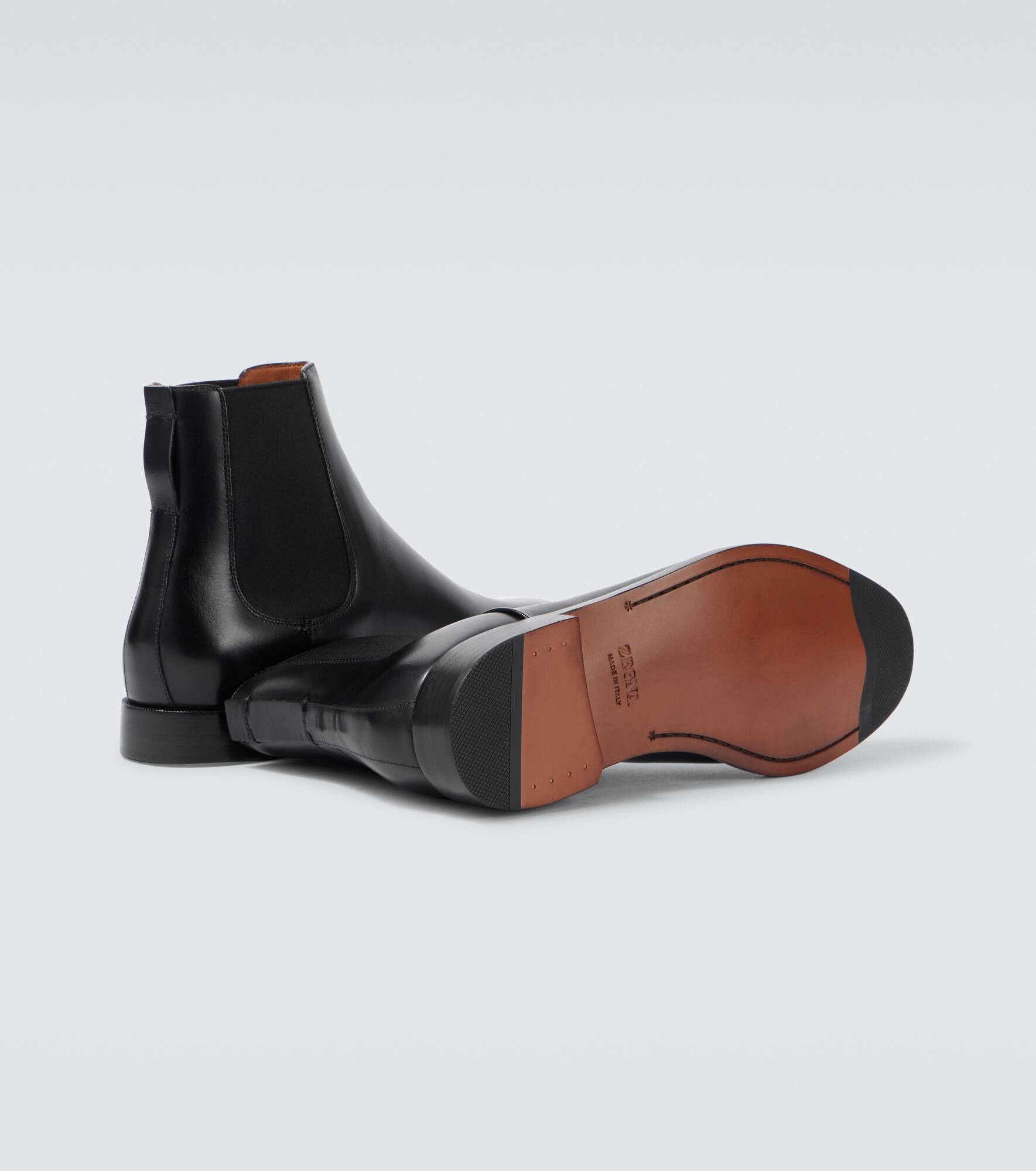 Leather Chelsea boots - 7