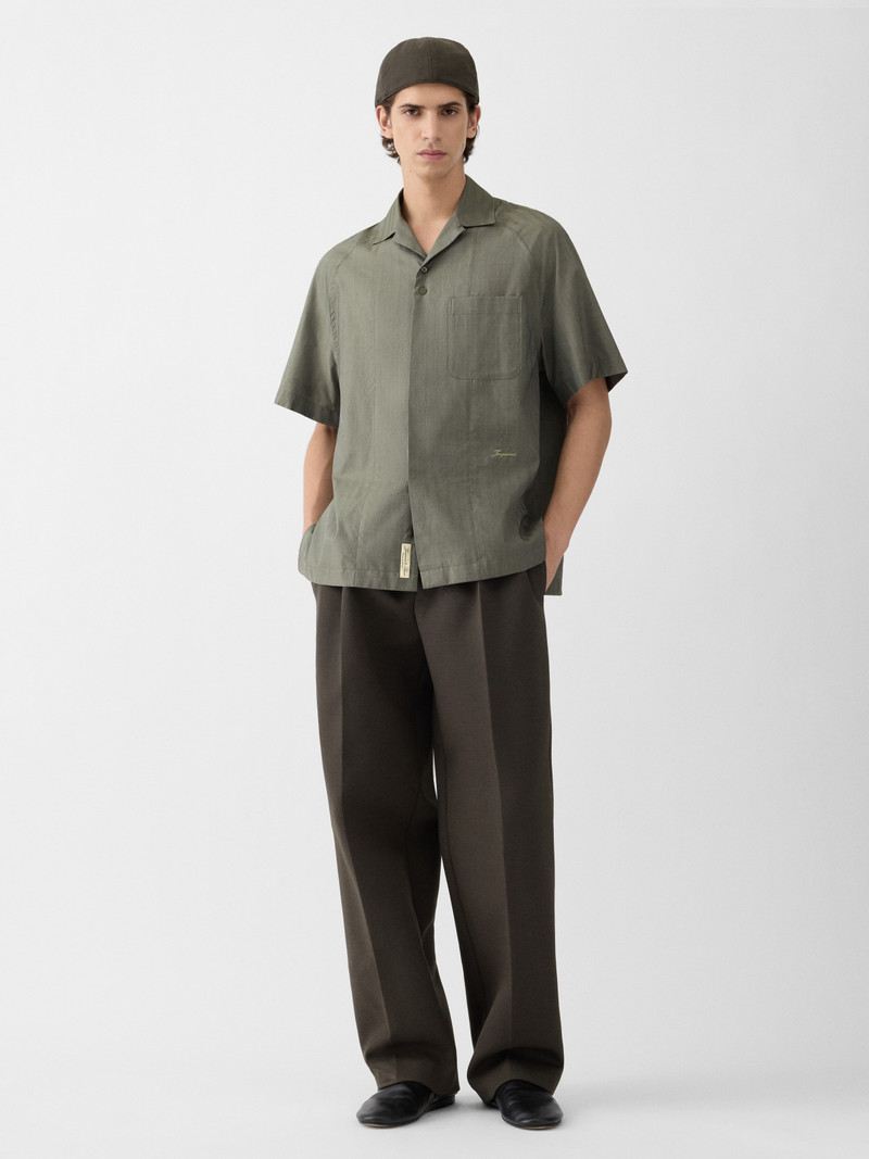 JACQUEMUS The Romarin short-sleeve shirt outlook