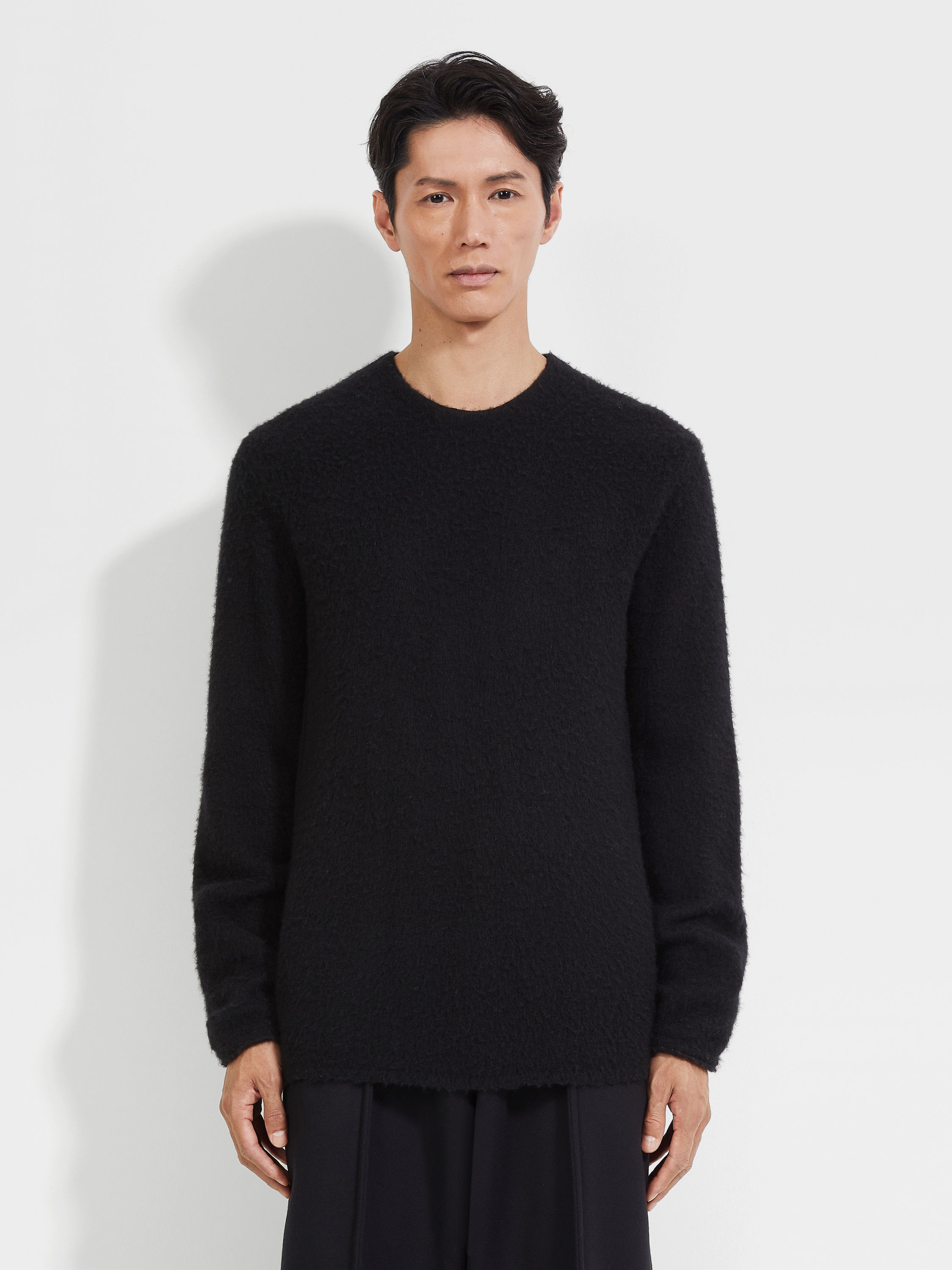 BLACK OASI CASHMERE CREWNECK - 4