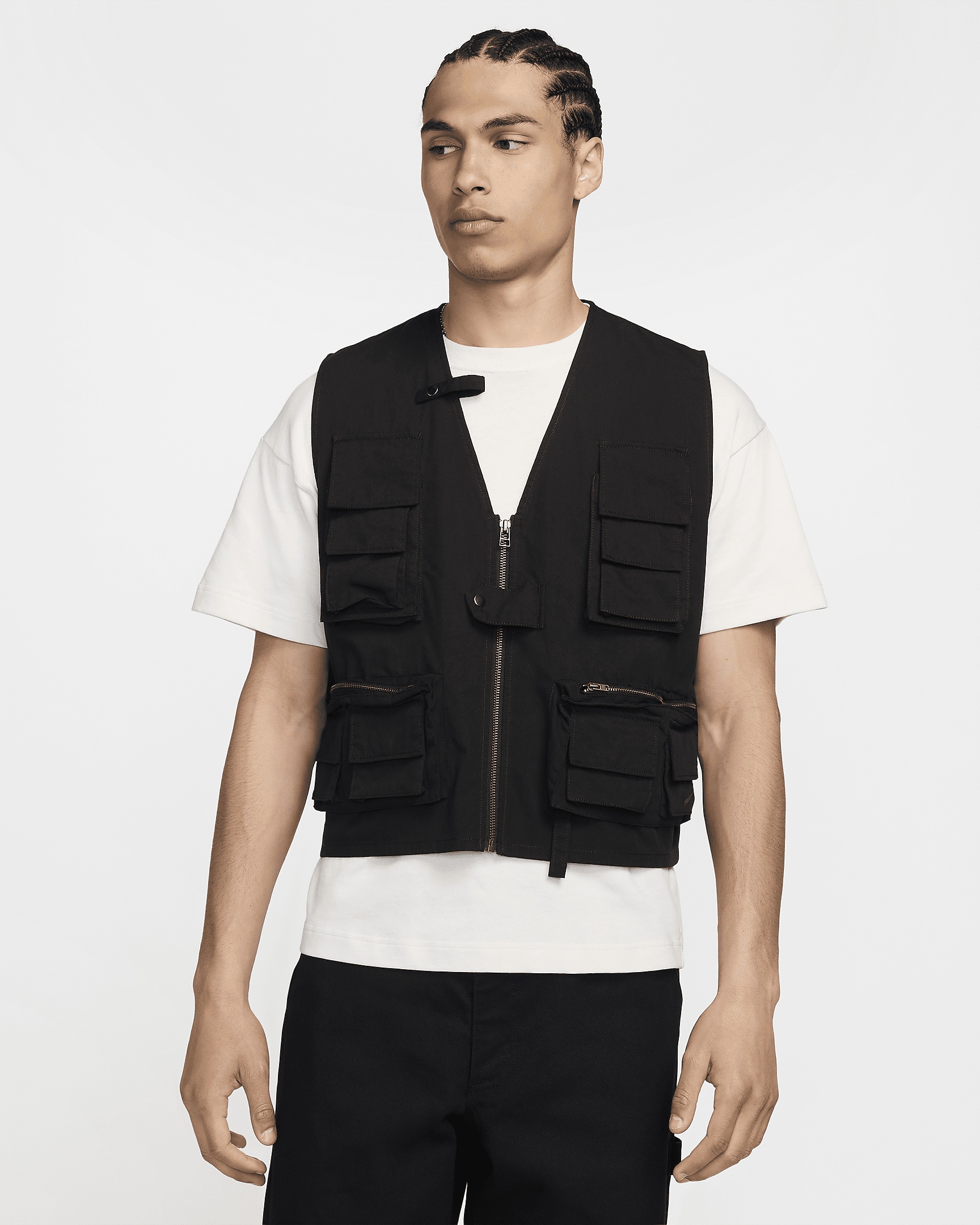 【NIKE】Life Men’s Utility Vest Nike Men's Life Utility Vest in Sesame Nike
