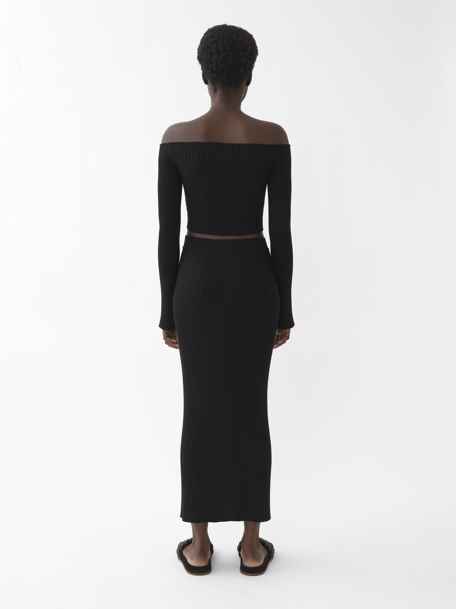 FITTED MID-LENGTH SKIRT - 3