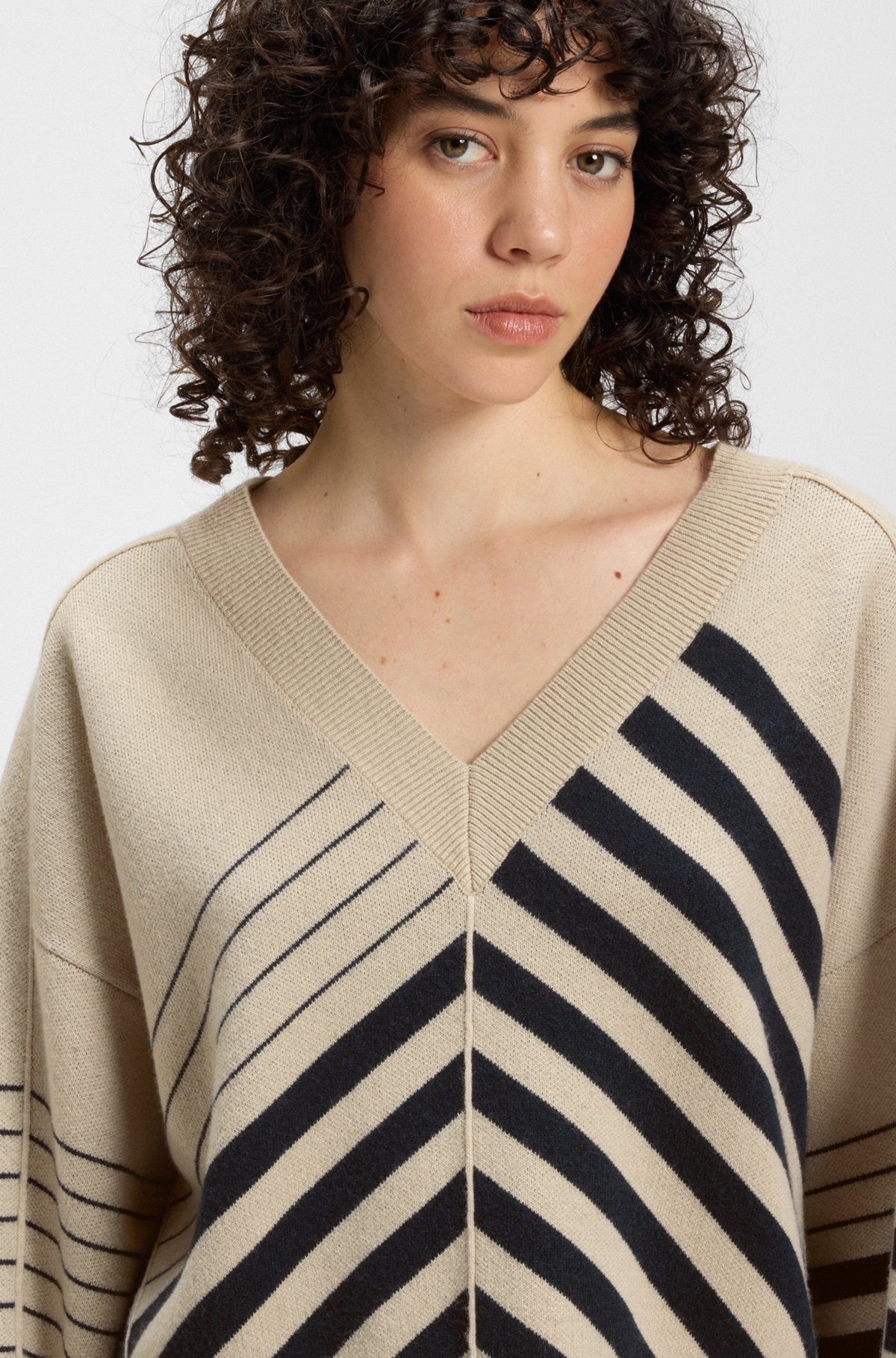BLOCK-STRIPE SWEATER IN WOOL AND CASHMERE - 5