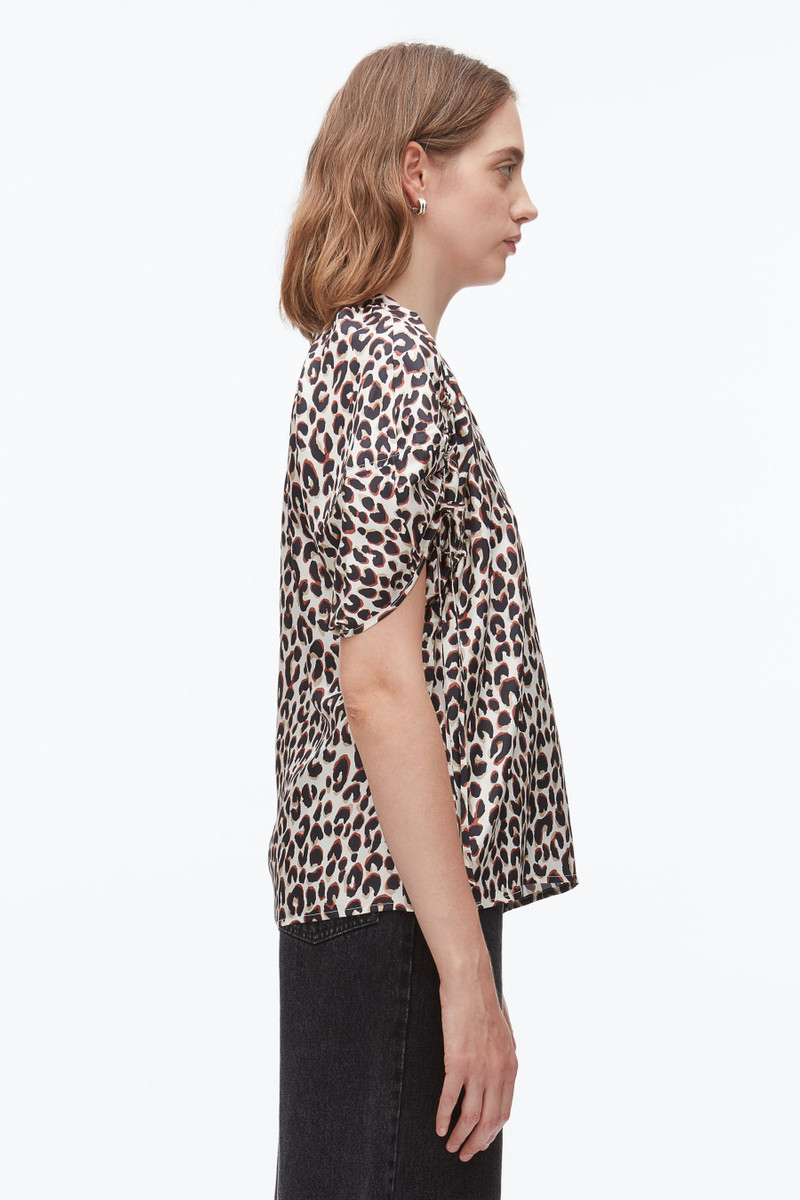 Leopard Ruched Sleeve Top 4