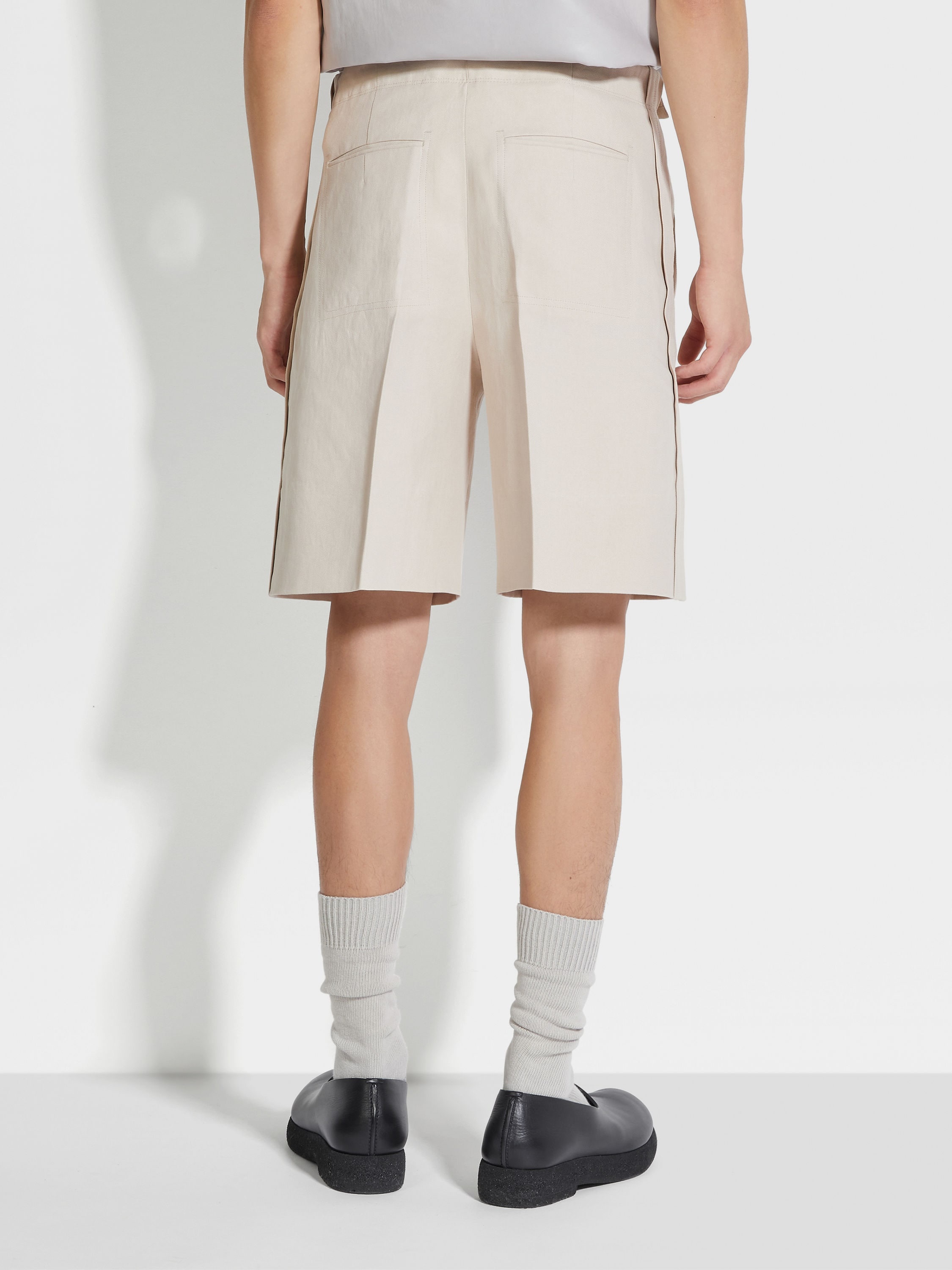 OFF WHITE OASI LINO SHORT PANTS - 6