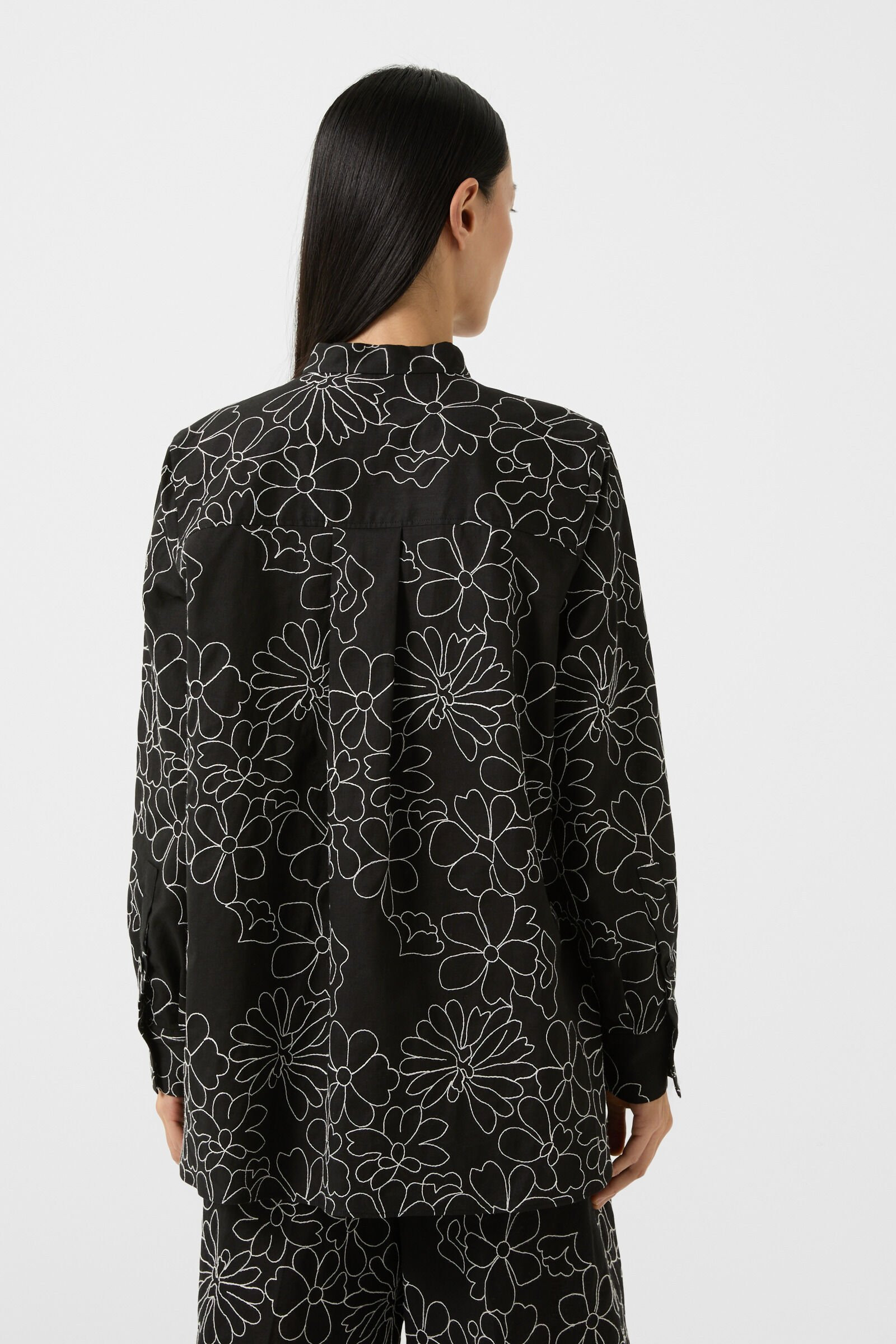 Blouse Chelsy in Black - 3