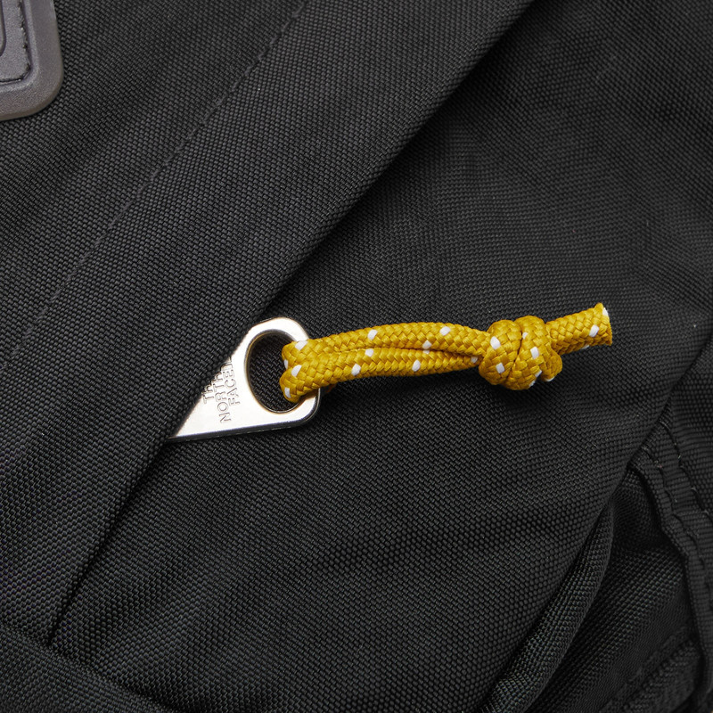 The North Face Berkeley Cross-Body Bag 5