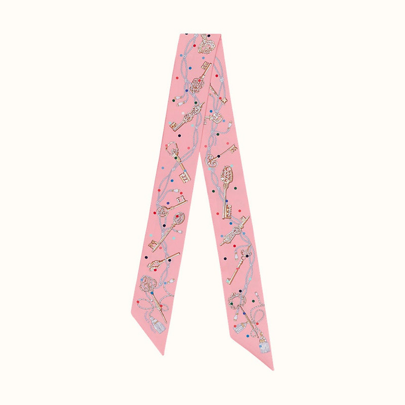 Hermès Les Cles a Pois twilly outlook