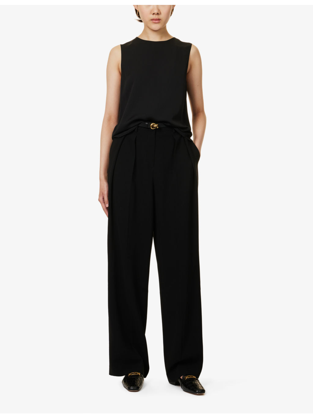 Sleeveless round-neck silk top - 2