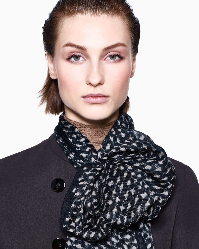 JACQUARD CASHMERE STOLE 3