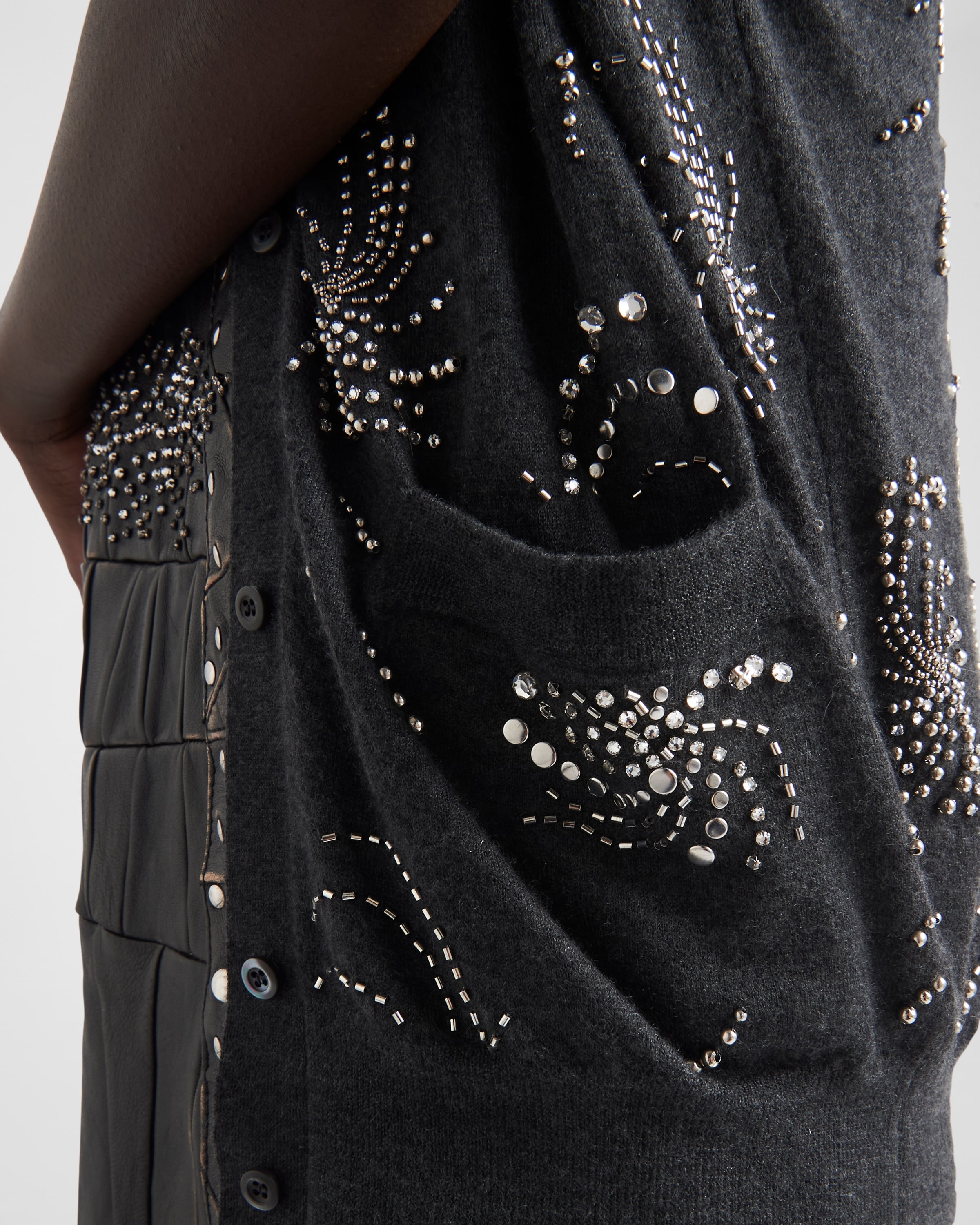 Embroidered cashmere vest - 6