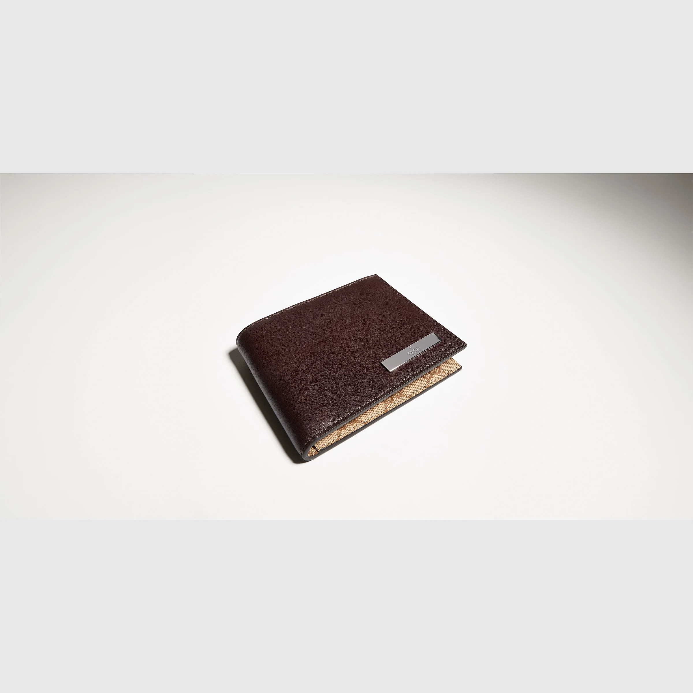 Bi-fold wallet with metal tag - 1