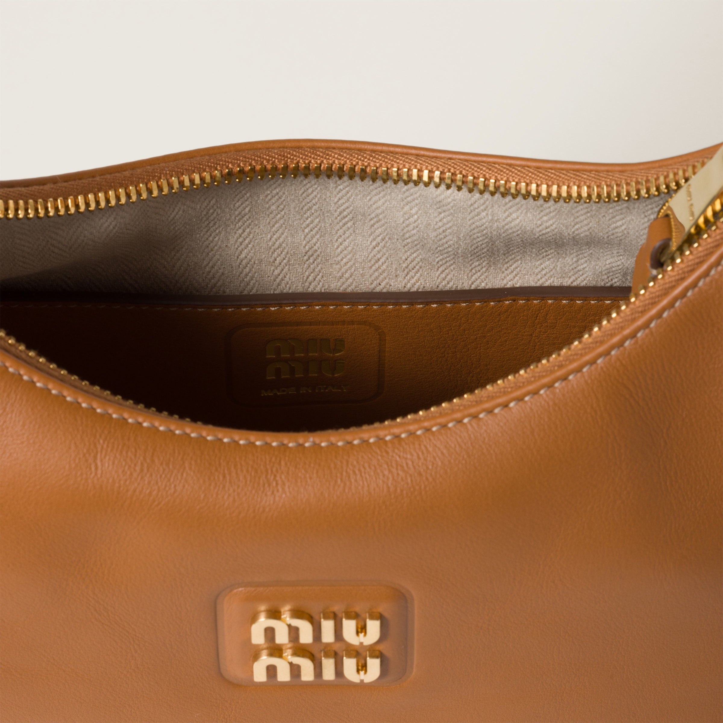 Leather hobo bag - 4