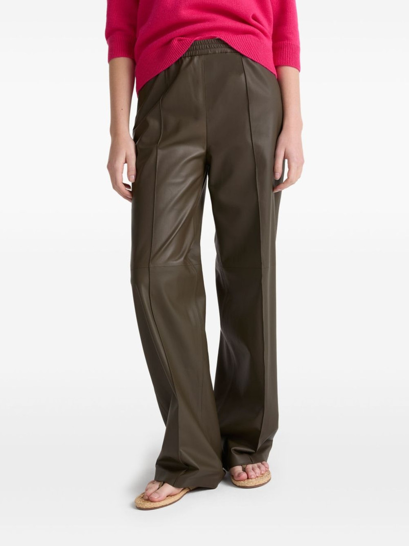 leather trousers 3