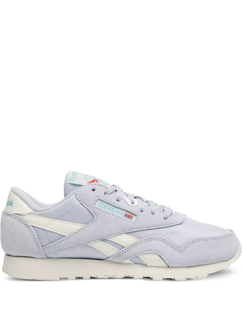 Classic sneakers 1