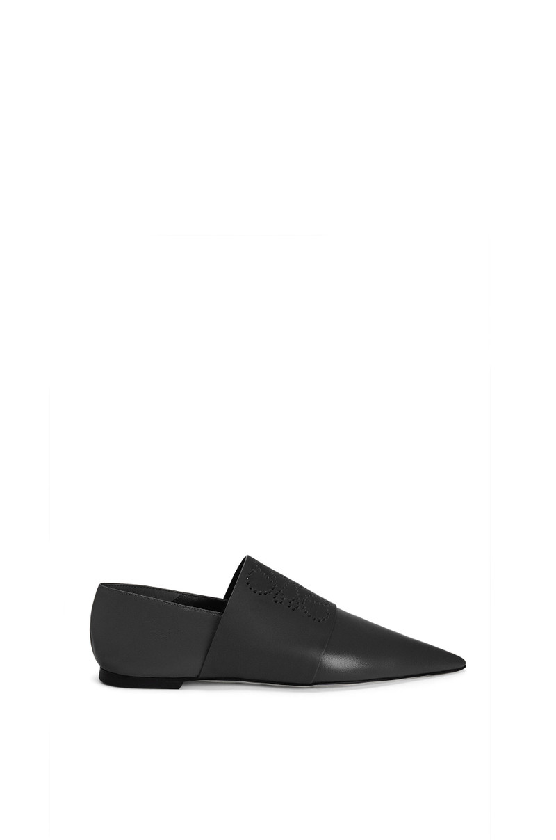 Perforated anagram pointy mule in calf 1