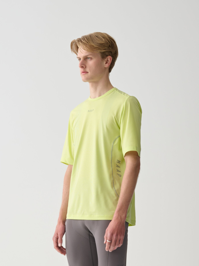 MAAP Alt_Road™ Tech Tee outlook