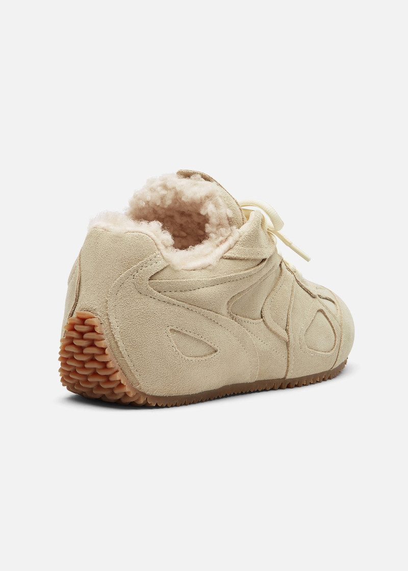 Slow Shearling Runner 3