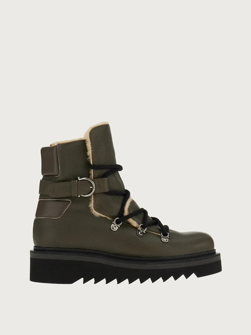 HIKING BOOT - 1