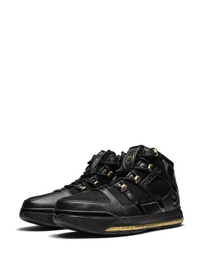 Nike Zoom LeBron 3 QS sneakers outlook