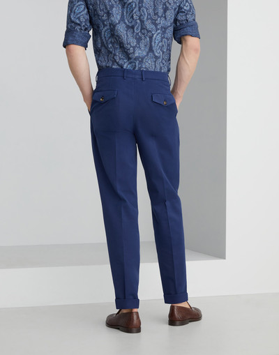 Brunello Cucinelli Garment-dyed leisure fit trousers in twisted cotton gabardine with double pleats and tabbed waistban outlook