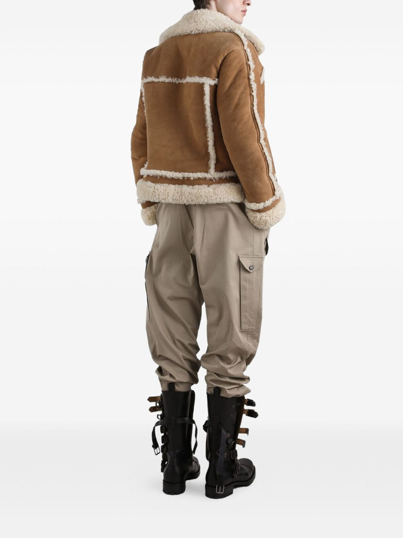cargo-pockets trousers 3
