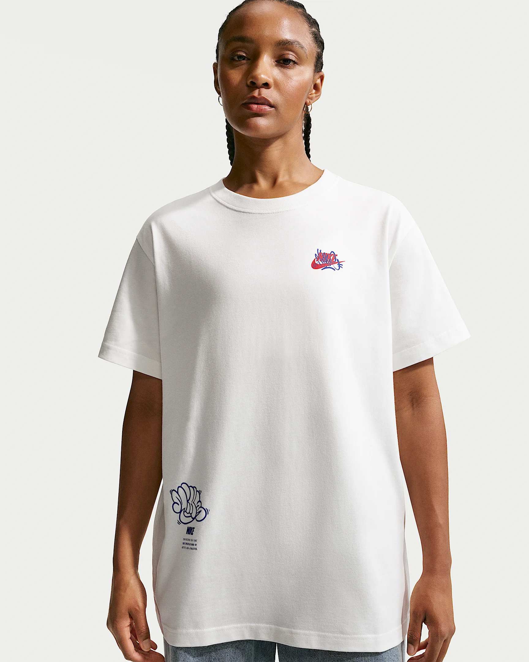 Nike Sportswear Classic Women's Oversized T-Shirt - 1