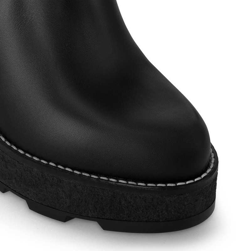 Lv Beaubourg Ankle Boot 4