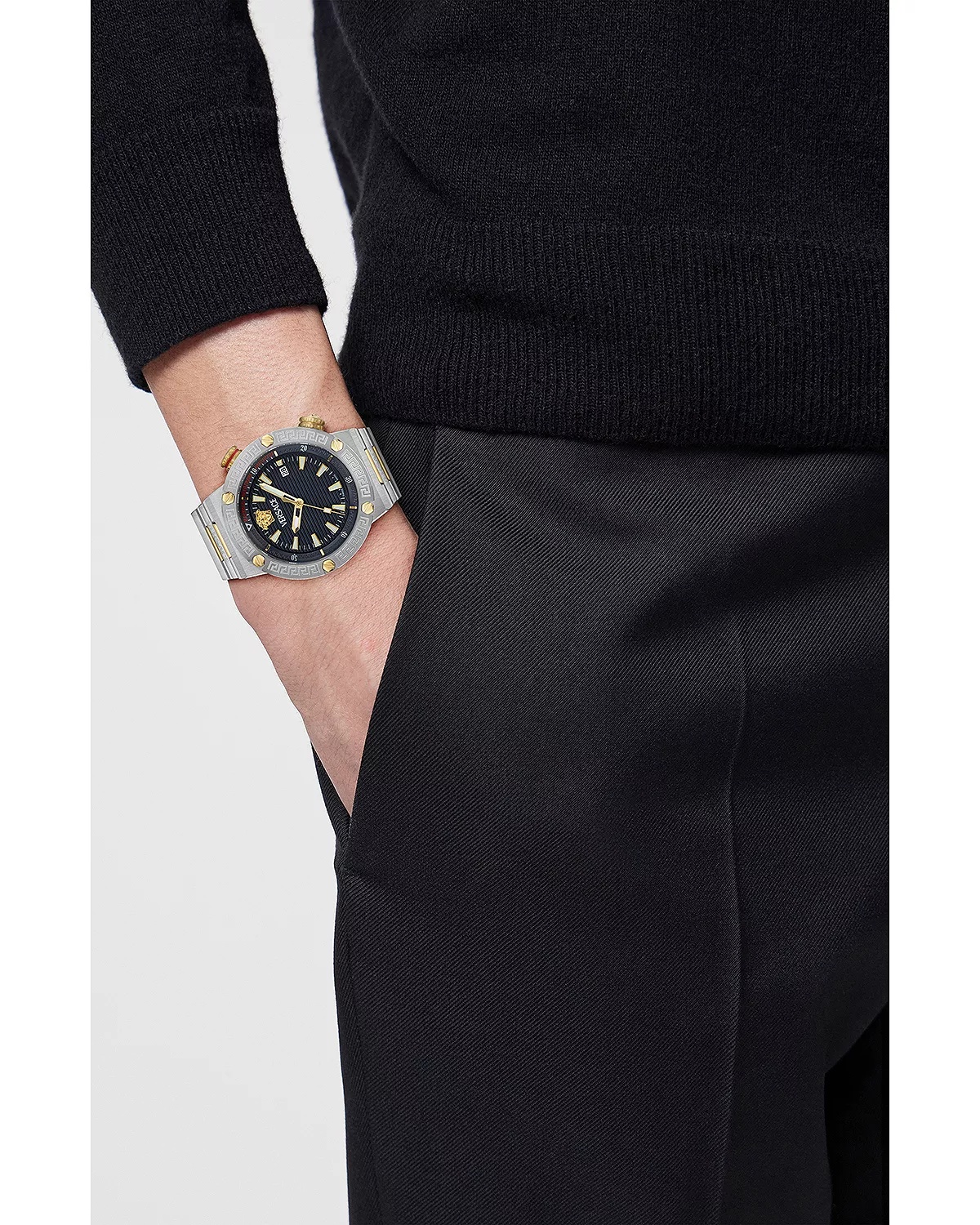 Greca Logo Diver Watch, 43mm - 5