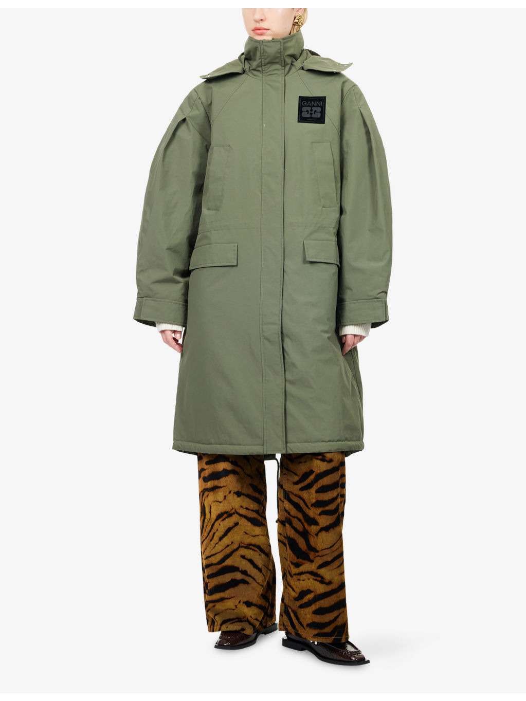 Oversized Logo-Patch Nylon Parka Coat - 3