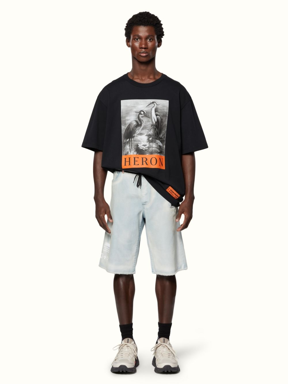 TEE OS HERON - 2