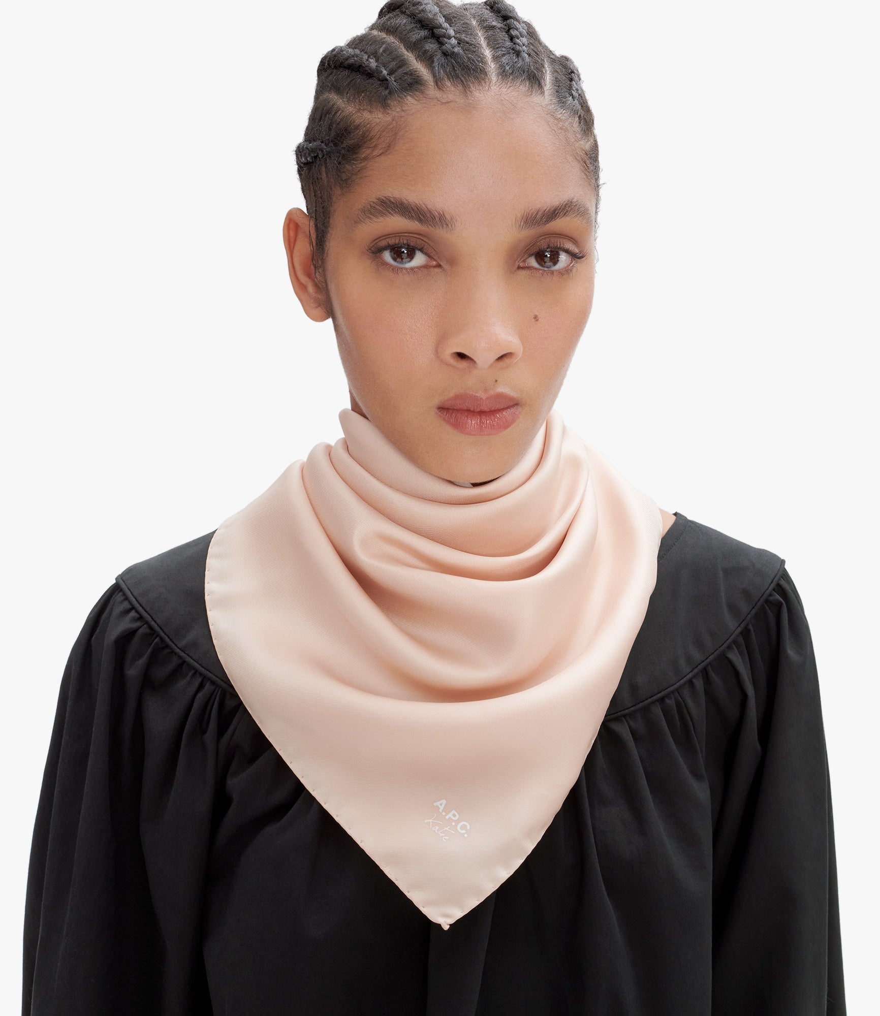 KATIE HOLMES SCARF - 2