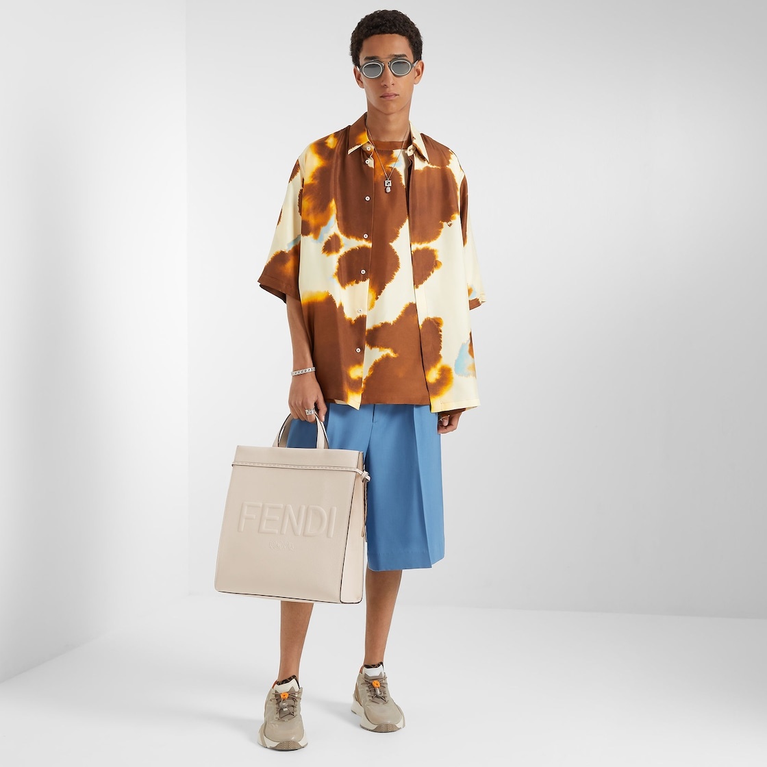 FENDI Fendi Roma Medium Go To Shopper | REVERSIBLE