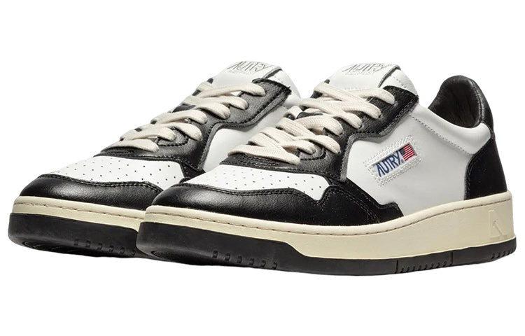 (WMNS) Autry Medalist Low Leather 'Black White' AULW-WB01 - 2