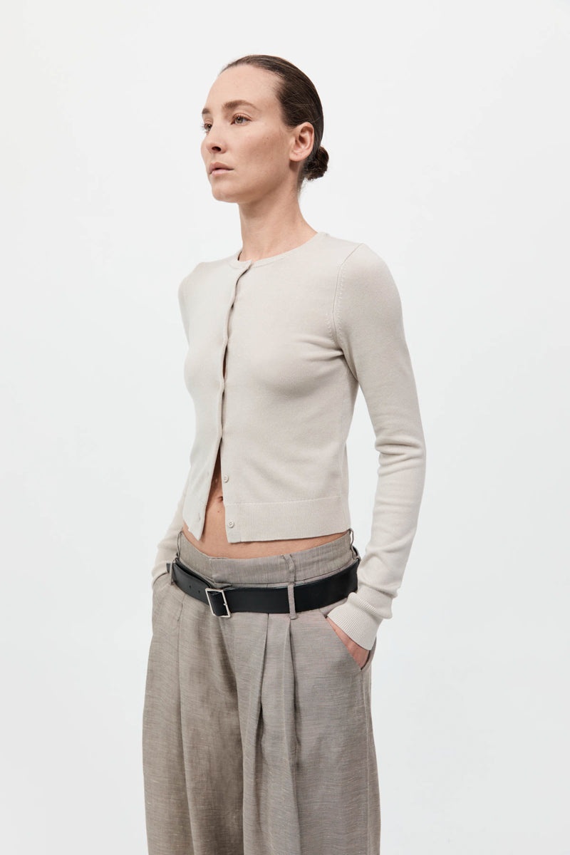 Classic Cardigan - Creme - 3
