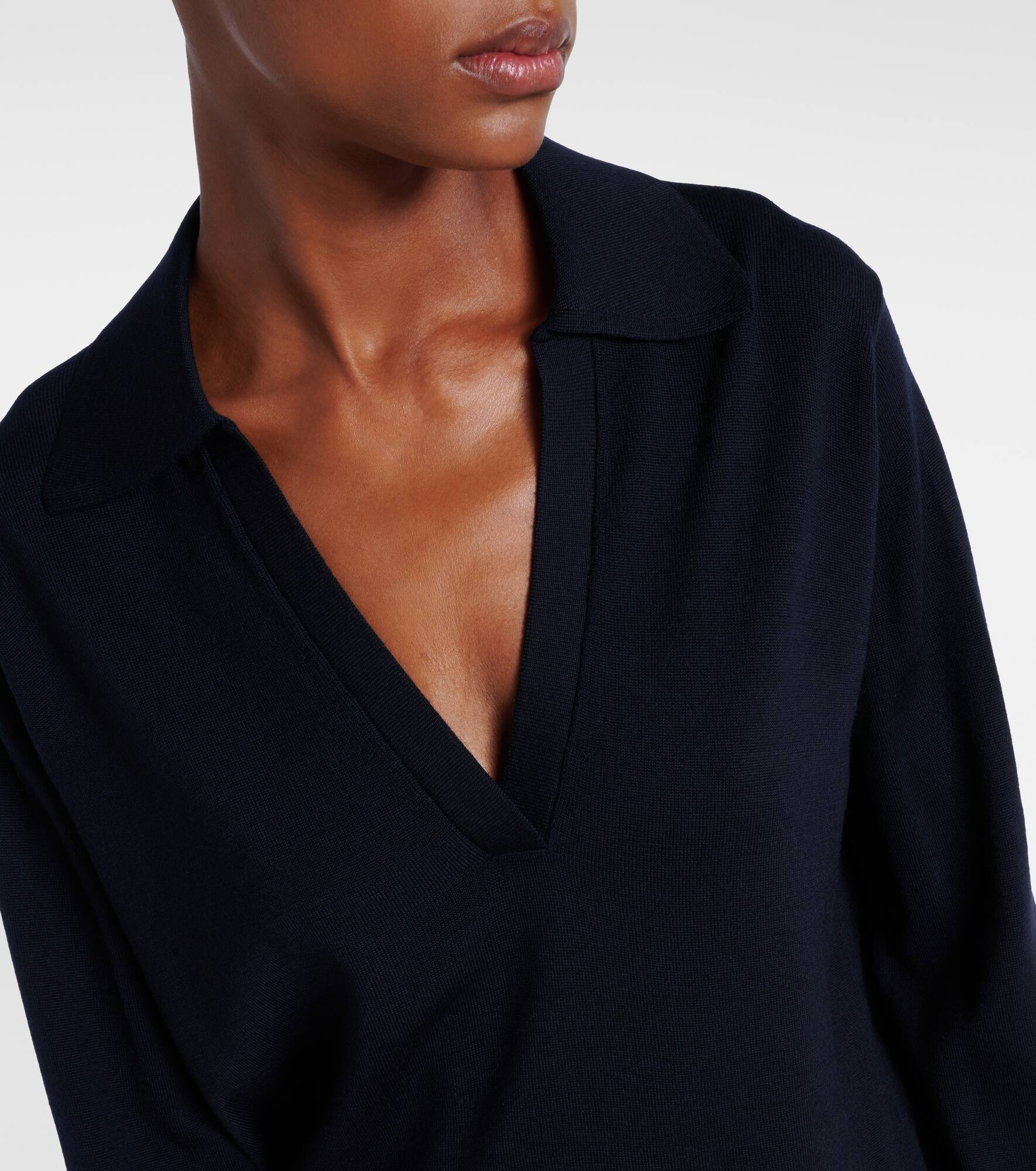 Wool sweater - 4