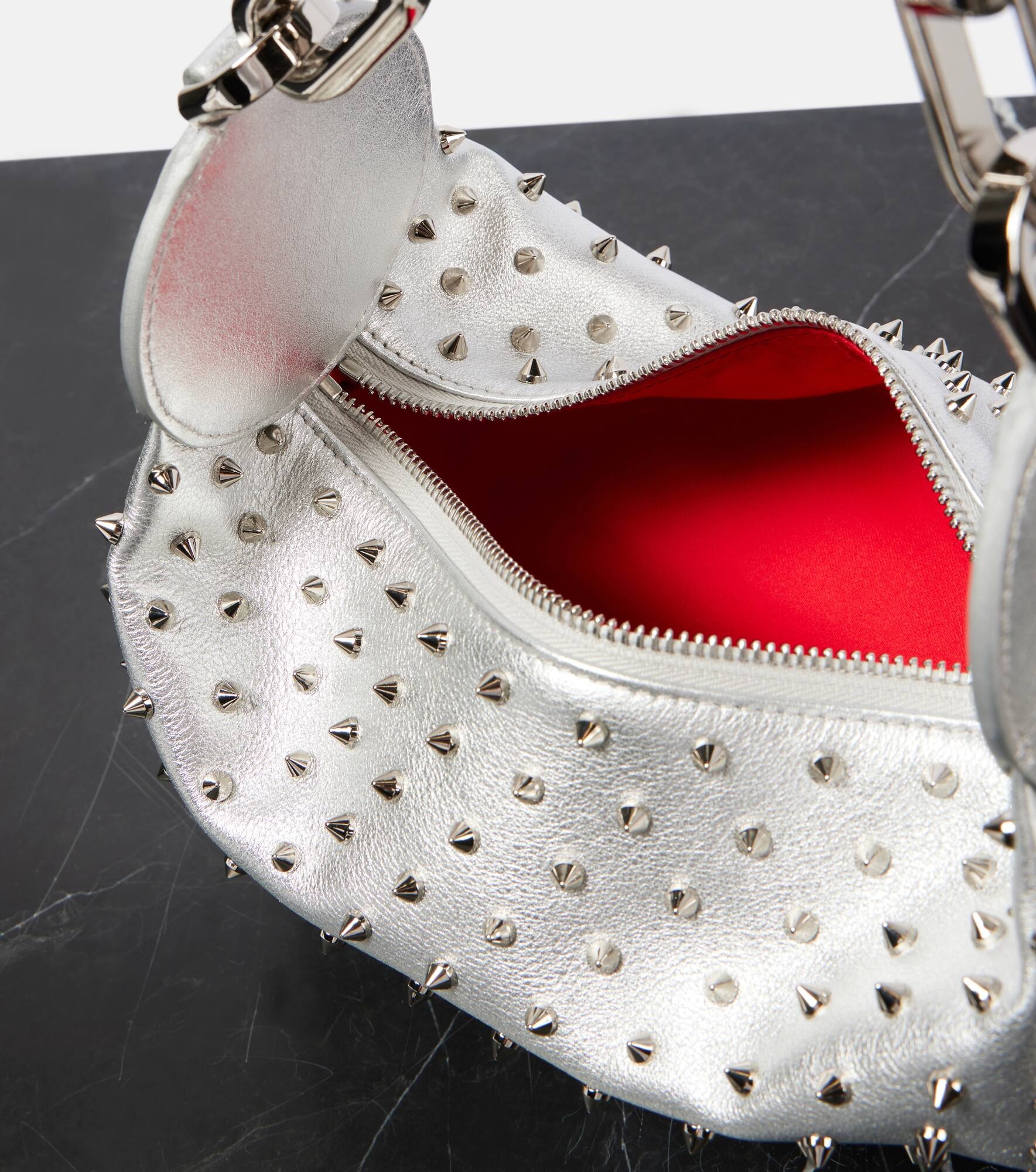 Le 54 spiked metallic leather shoulder bag - 3