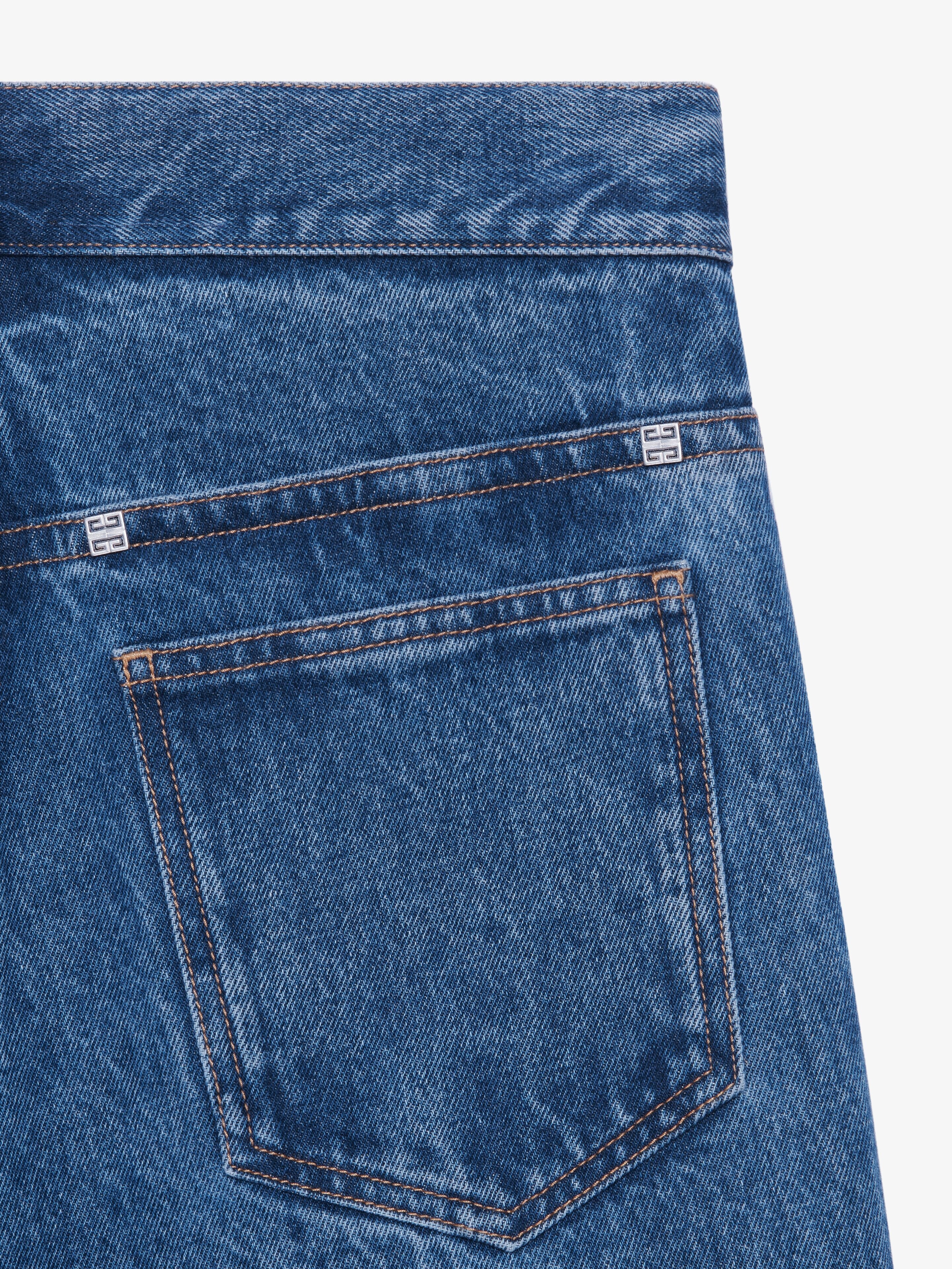 LOOSE FIT CARGO PANTS IN MARBLE DENIM - 5