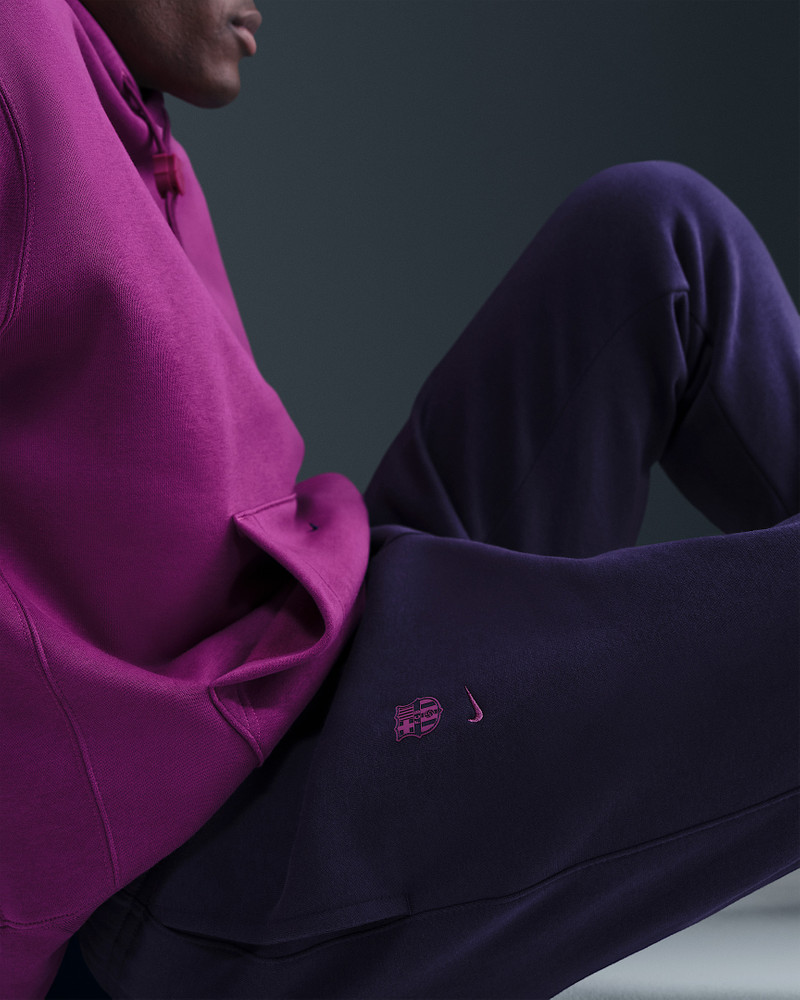 FC Barcelona Club Men's Nike Soccer Joggers 5