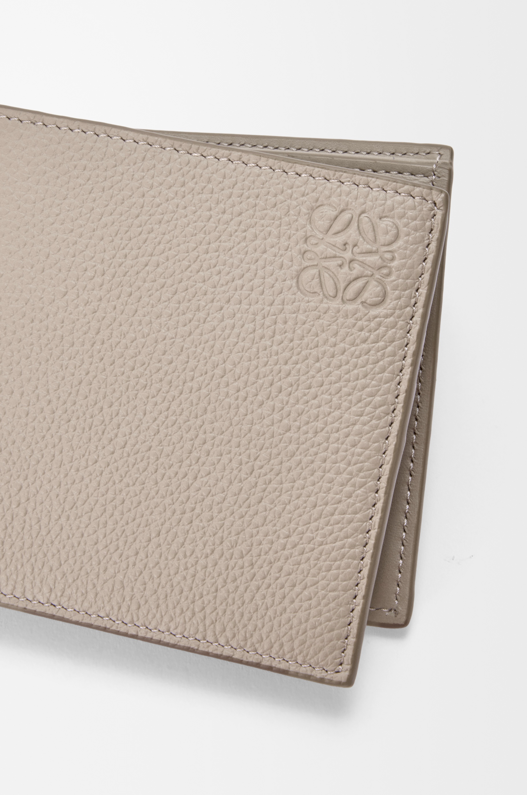 Bifold coin wallet in soft grained calfskin - 5