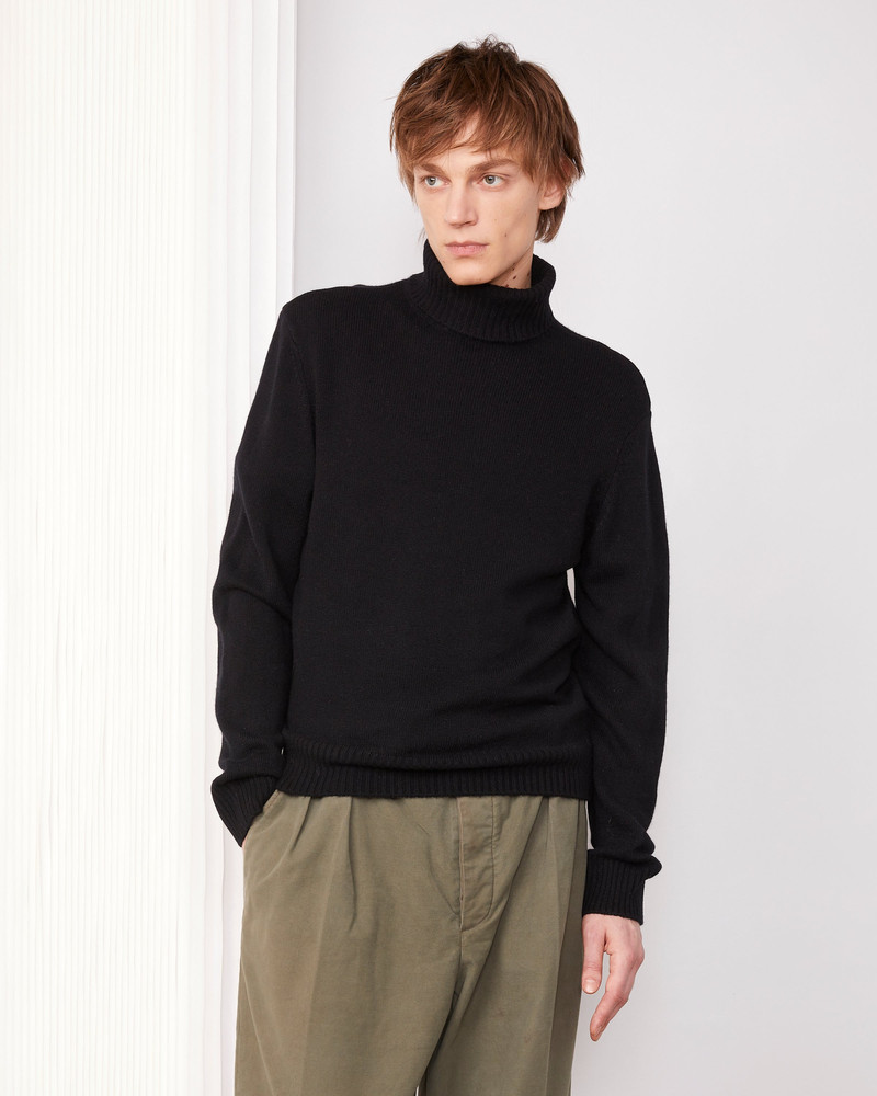 OFFICINE GÉNÉRALE MYTNECK SWEATER outlook