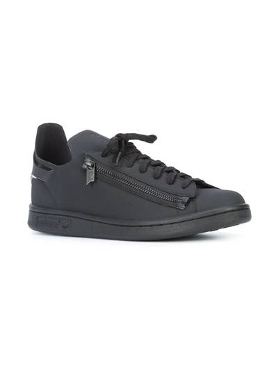 Y-3 Stan Zip sneakers outlook