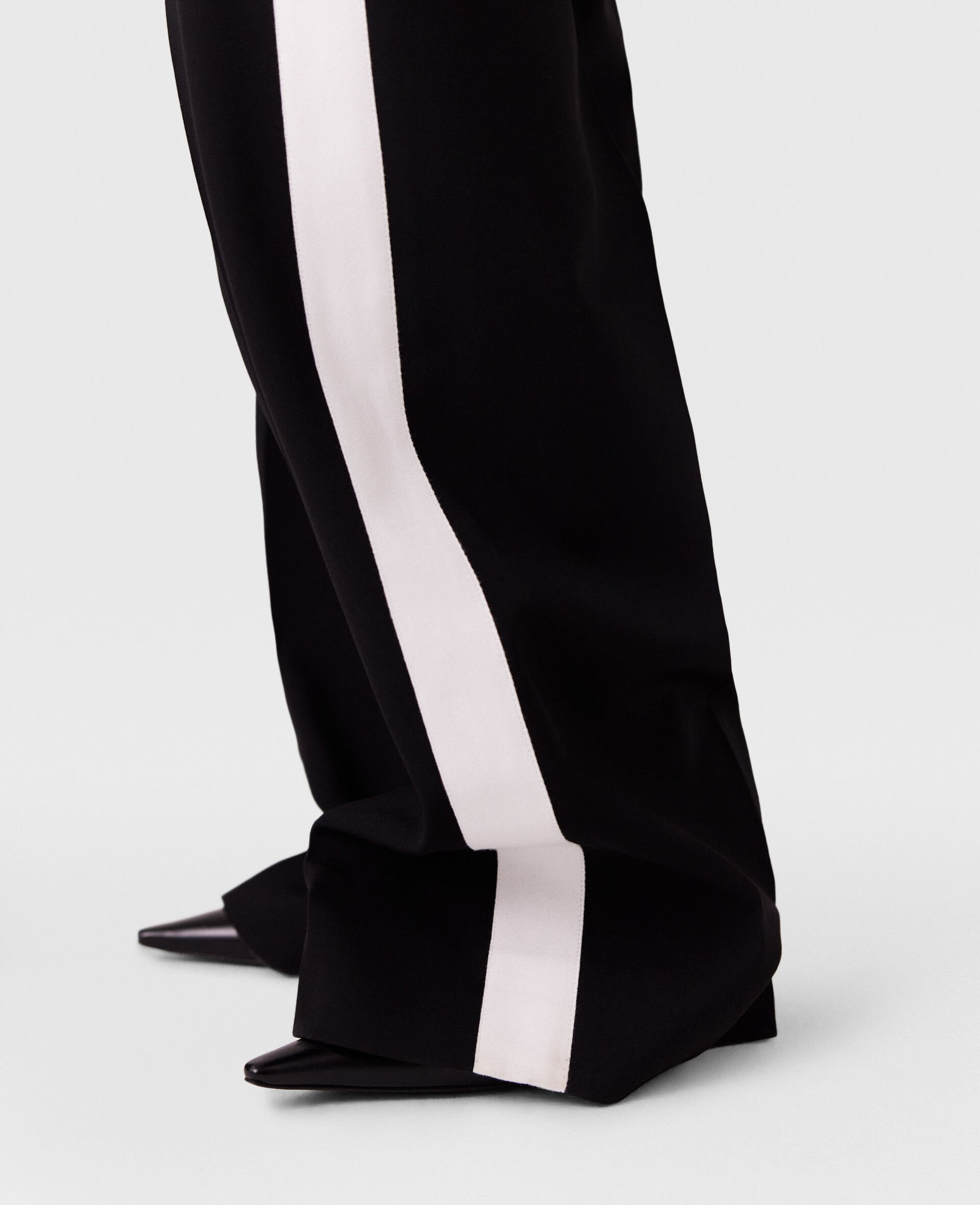 Low-Rise Stripe Straight-Leg Pants - 3